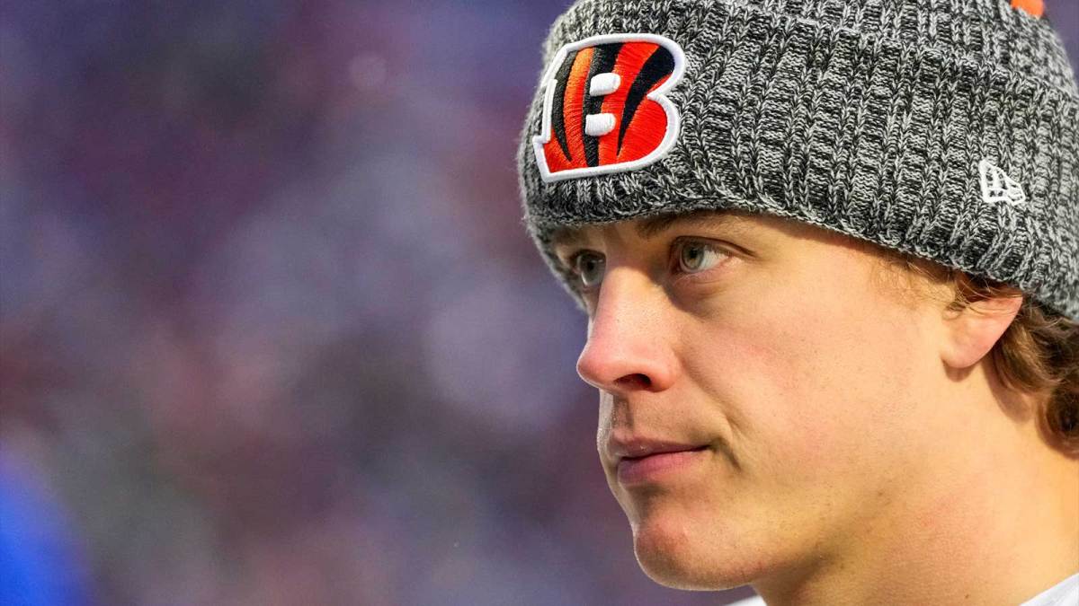 Cincinnati Bengals quarterback Joe Burrow (9) heads for the locker room after the fourth quarter of the NFL Week 14 game between the Buffalo Bills and the Cincinnati Bengals at Highmark Stadium.