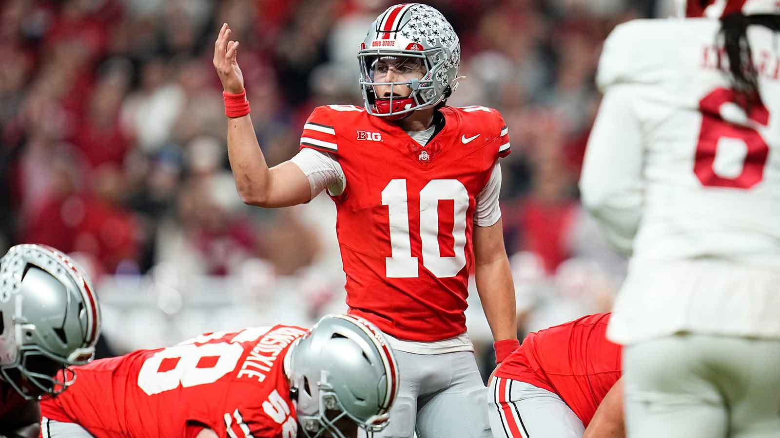 Julian Sayin gets eye-opening praise from Mario Cristobal before Cotton Bowl