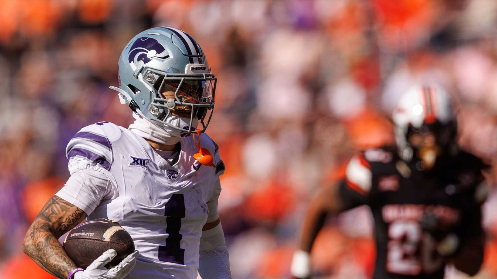Kansas State Wildcats wide receiver Jayce Brown (1) runs into the end zone for a touchdown during the first half against the Oklahoma State Cowboys at Boone Pickens Stadium.