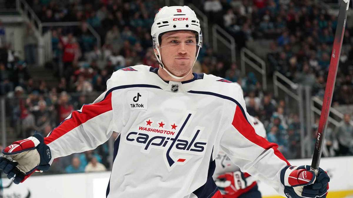 Washington Capitals right winger Ryan Leonard (9) celebrates after scoring a goal against the San Jose Sharks in the first period at SAP Center at San Jose.