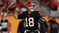 Atlanta Falcons quarterback Kirk Cousins (18) throws a pass against the Tampa Bay Buccaneers during the fourth quarter at Raymond James Stadium.