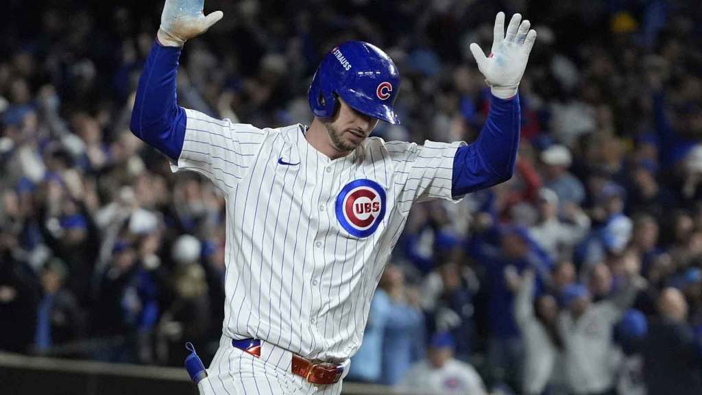 Chicago Cubs right fielder Kyle Tucker (30) reacts after hitting a home run against the Milwaukee Brewers during the seventh inning for game four of the NLDS round for the 2025 MLB playoffs at Wrigley Field.