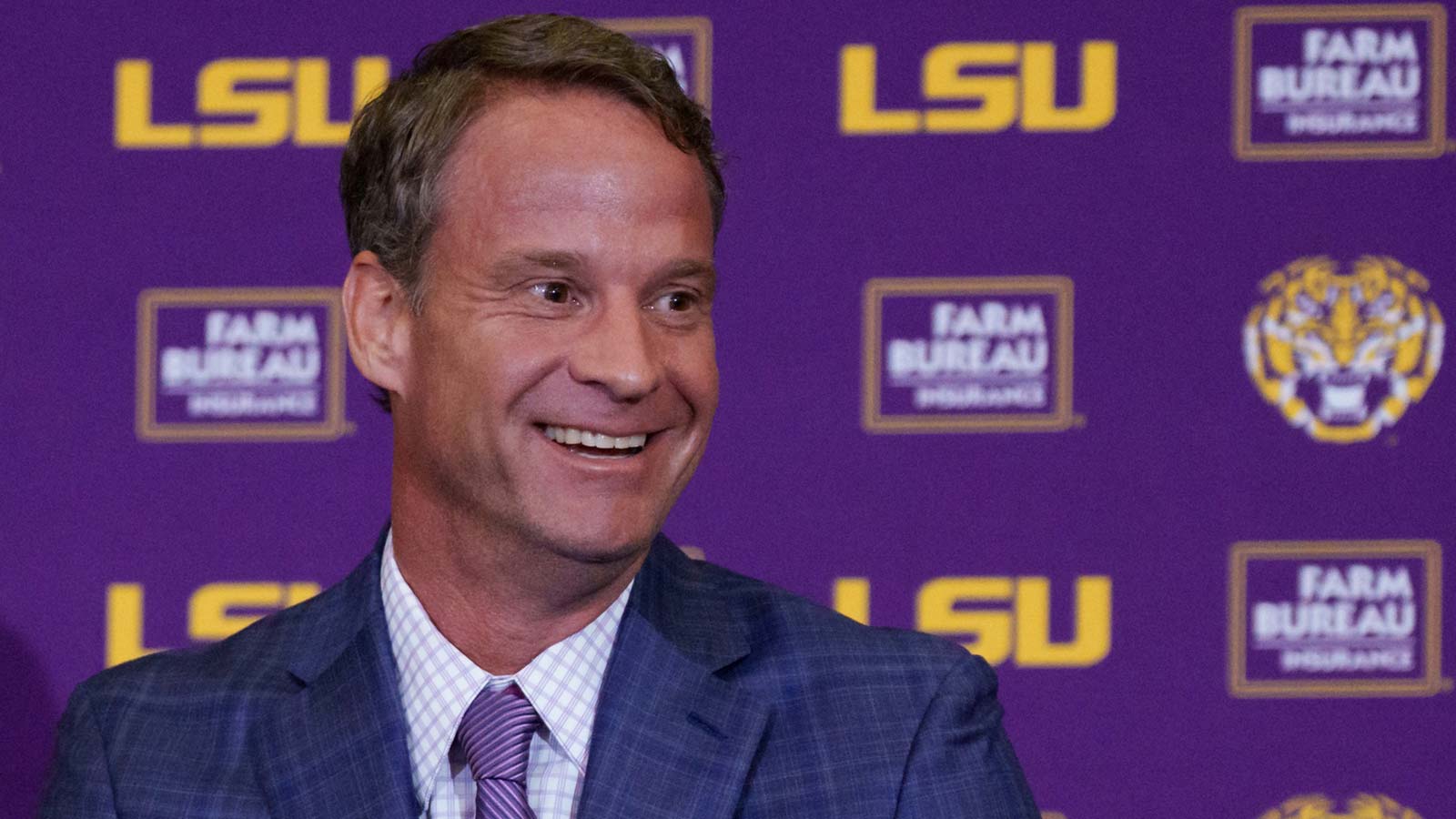 LSU football HC Lane Kiffin listening to Morgan Wallen amid Ole Miss backlash