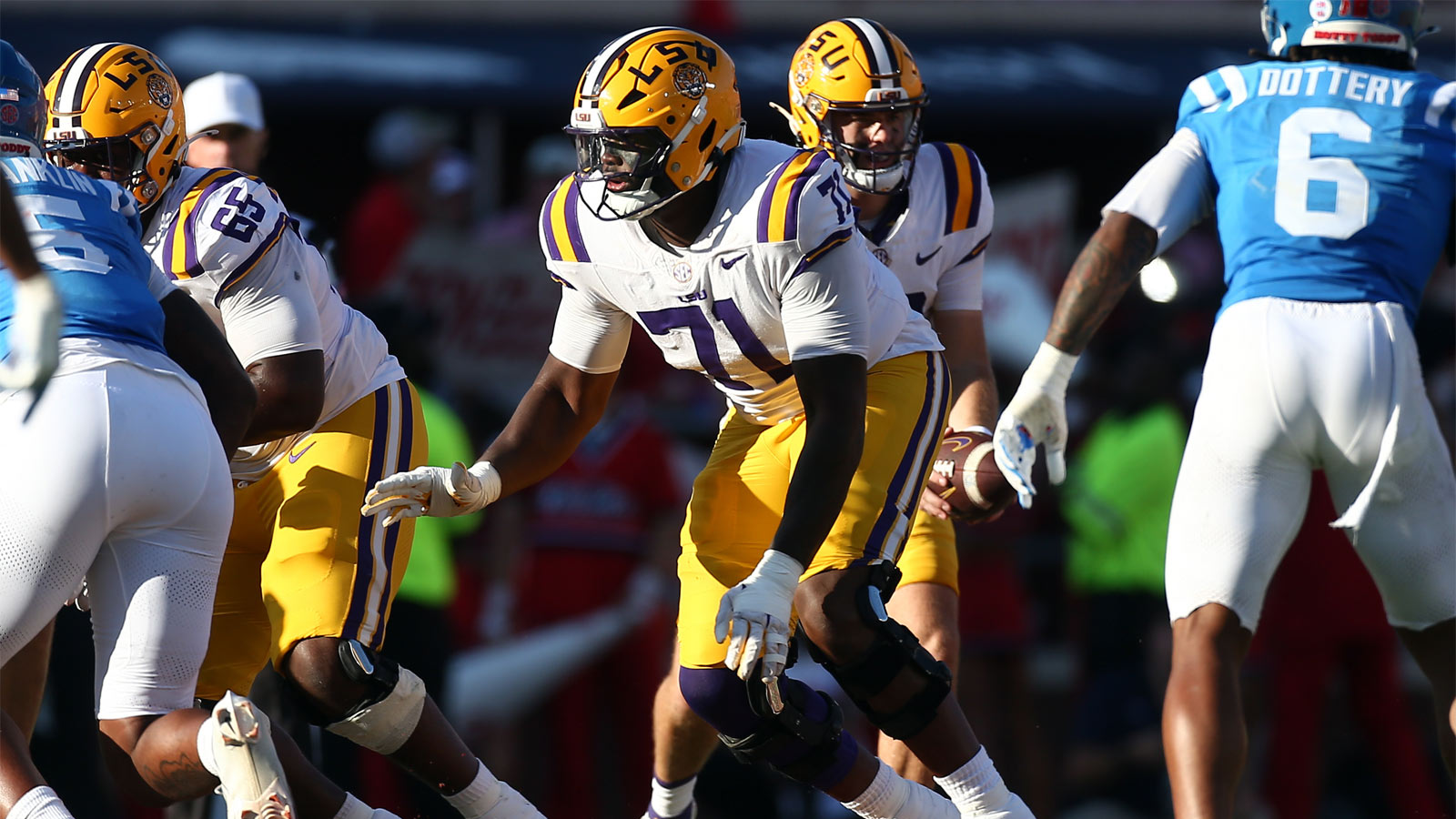 LSU football loses player to transfer portal