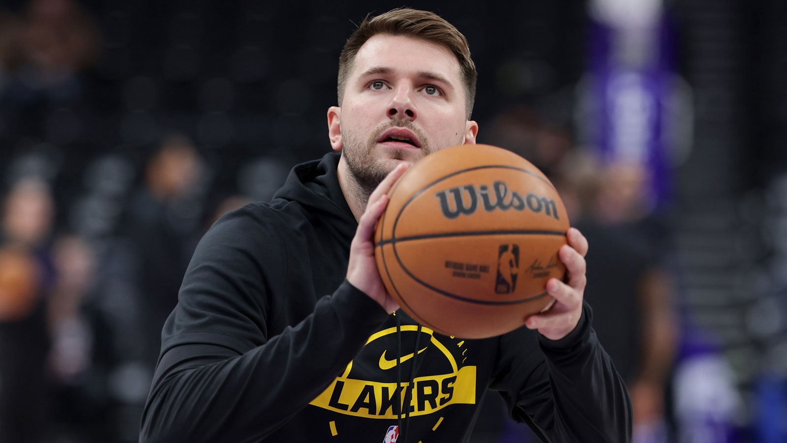 Lakers’ Luka Doncic gets encouraging injury update for Christmas clash vs. Rockets