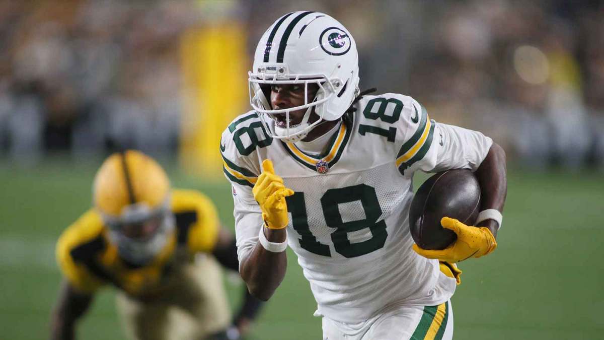 Green Bay Packers wide receiver Malik Heath (18) sprints downfield during the first half against the against the Pittsburgh Steelers