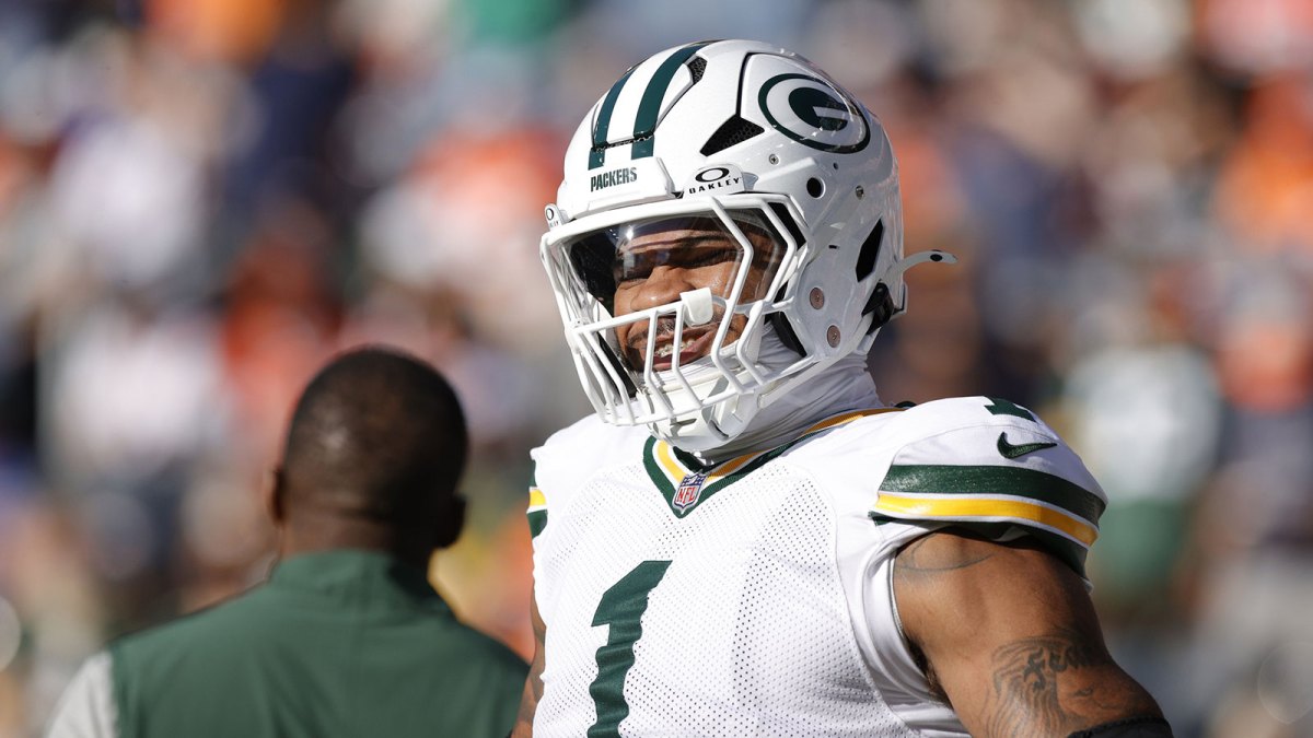 Green Bay Packers defensive end Micah Parsons (1) warms up before a game against the Denver Broncos at Empower Field at Mile High.