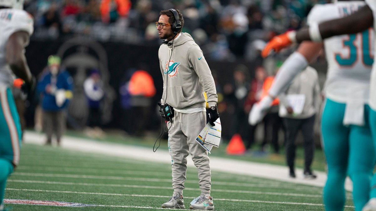 Miami Dolphin's head coach Mike McDaniel stands on the field during a week 14 football game between the New York Jets and Miami Dolphins at MetLife Stadium on Sunday, Dec. 7, 2025.
