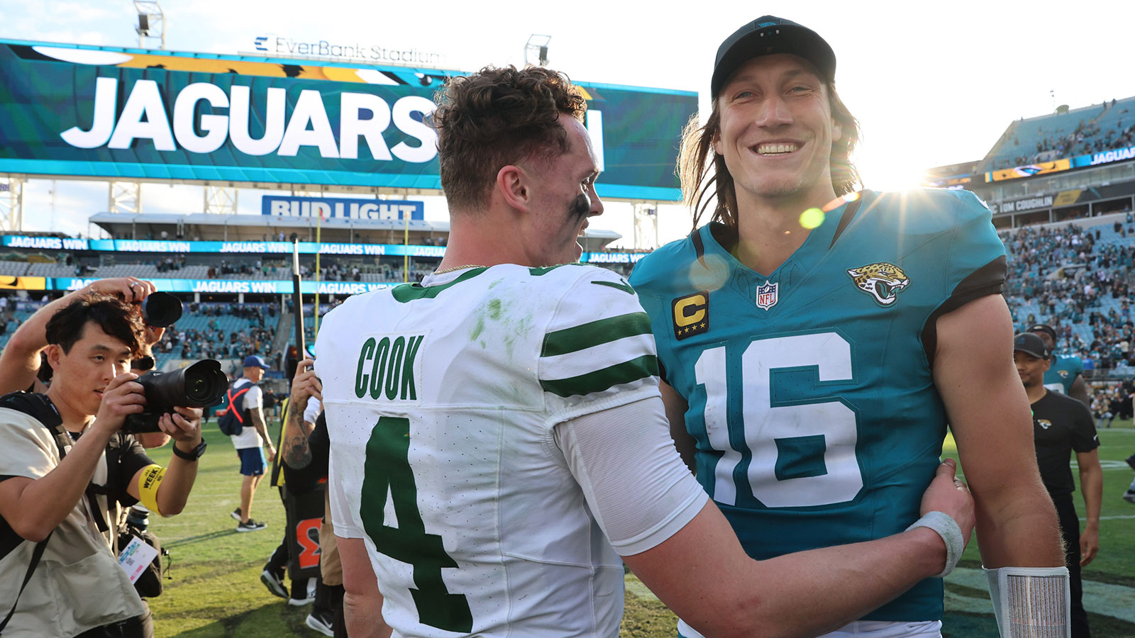 Jaguars’ Trevor Lawrence joins group with just 2 other QBs in NFL history after carving up Jets