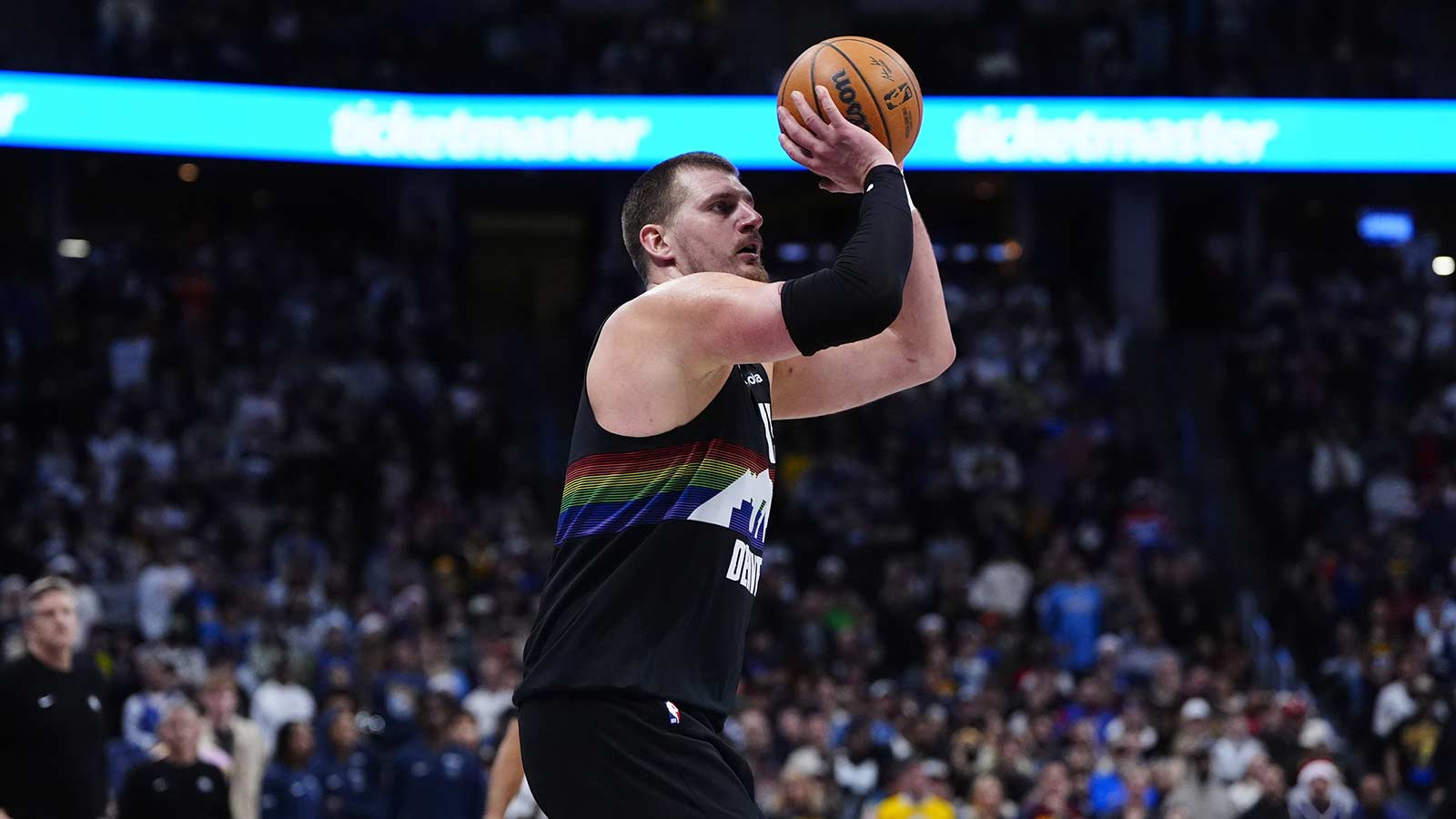 Nuggets’ Nikola Jokic breaks Stephen Curry overtime record with clutch heroics vs. Timberwolves
