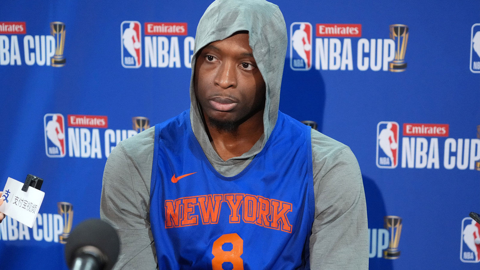 Knicks’ OG Anunoby hilariously reveals why he changed NBA Cup Final fit from sweats to Burberry