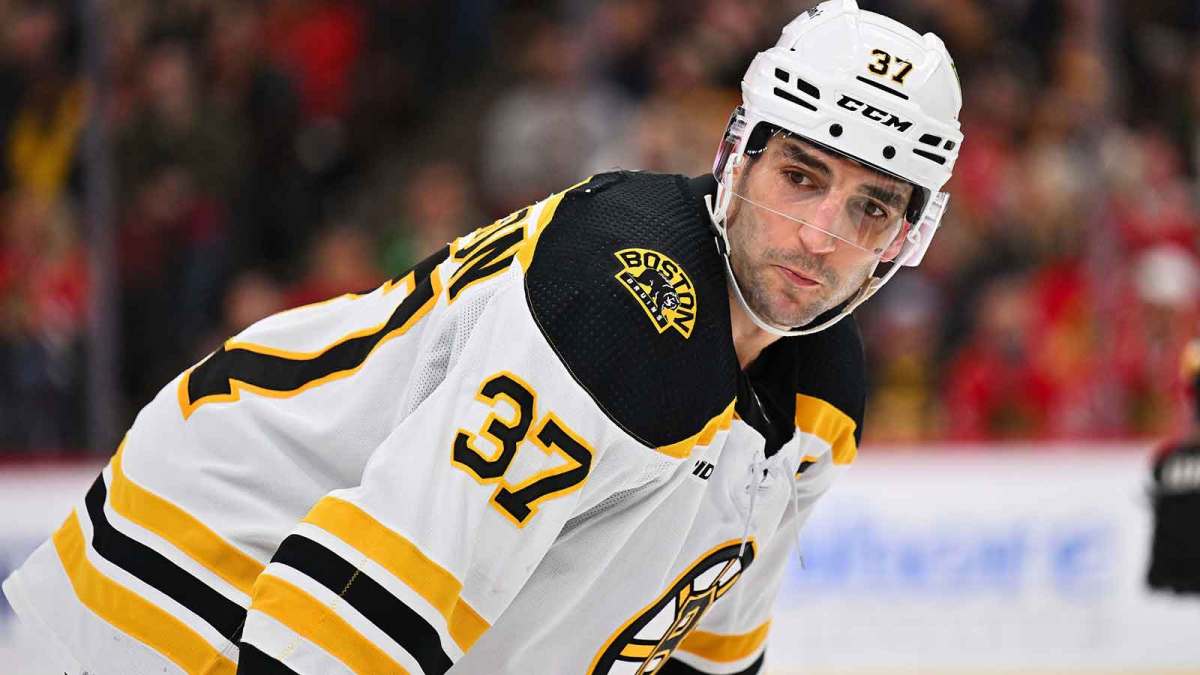 Boston Bruins forward Patrice Bergeron (37) skates against the Chicago Blackhawks at United Center.