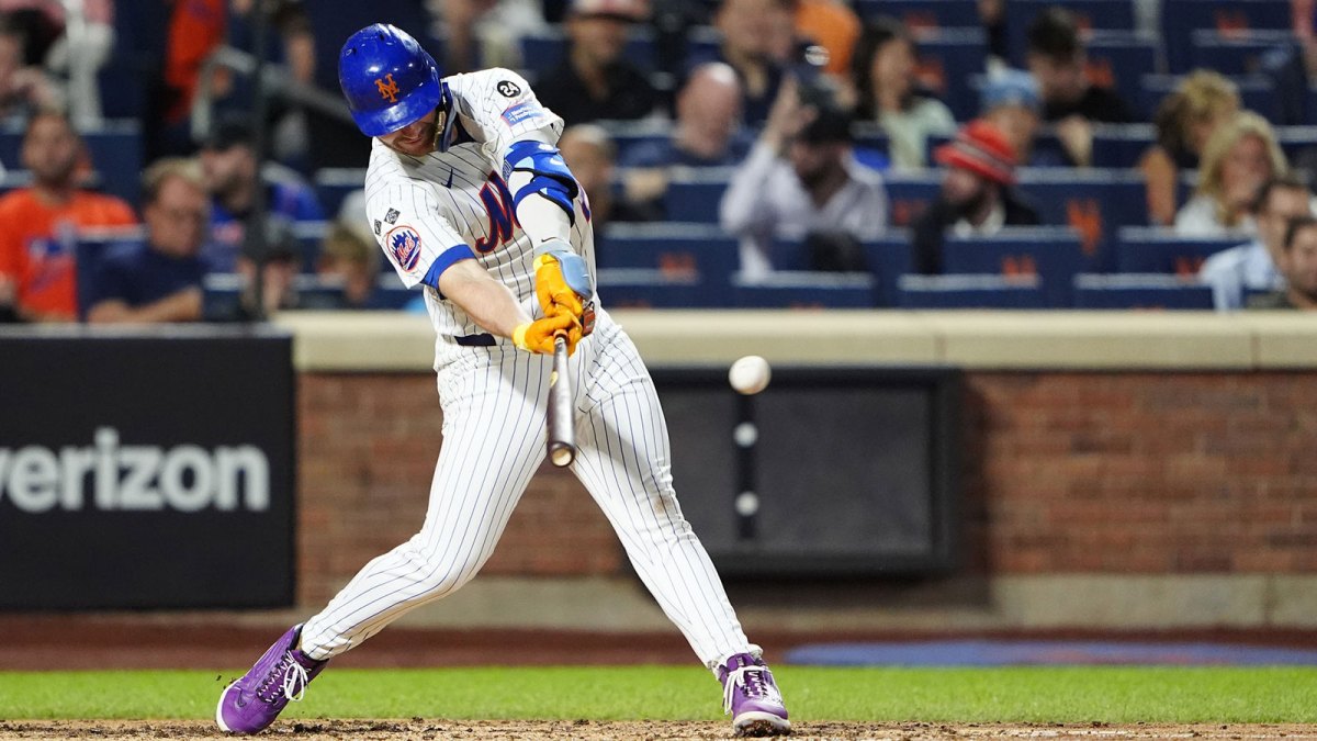 New York Mets first baseman Pete Alonso (20) hits a double against the Baltimore Orioles during the fourth inning at Citi Field.