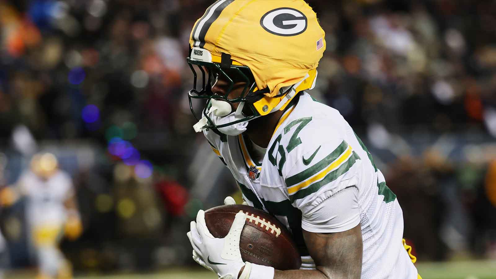 Bears recover onside kick after Romeo Doubs botch