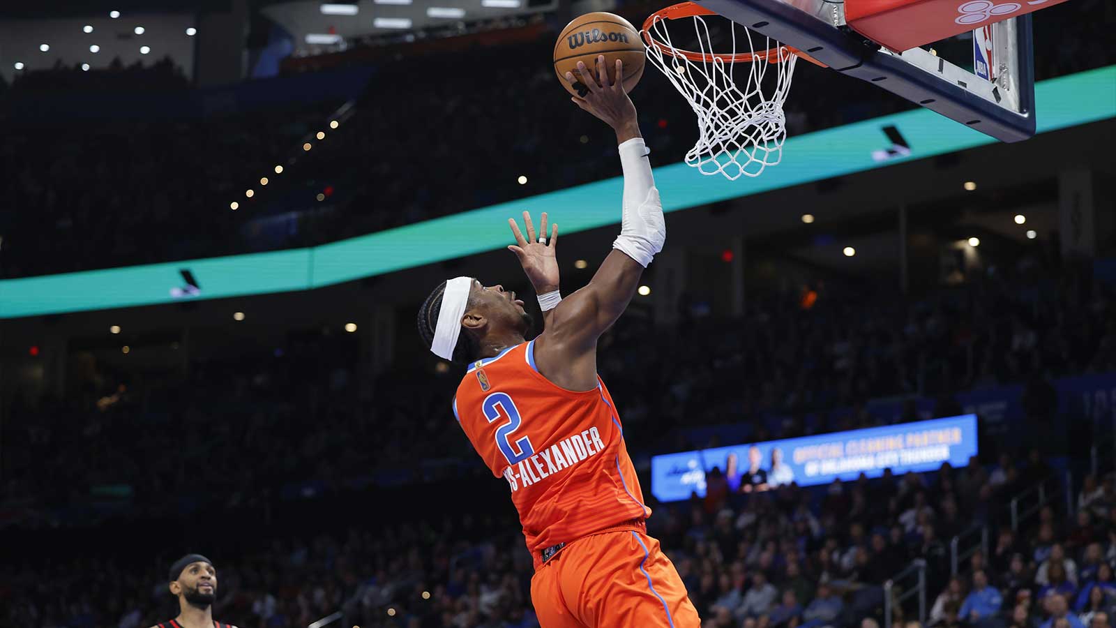 Thunder star Shai Gilgeous-Alexander becomes clear MVP favorite amid Nikola Jokic’s injury