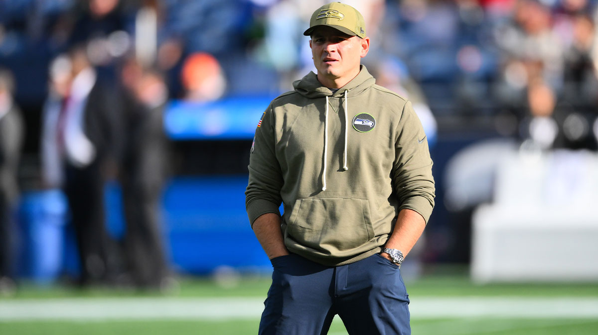 Seahawks’ DeMarcus Lawrence forced fumble is Mike Macdonald’s new favorite play