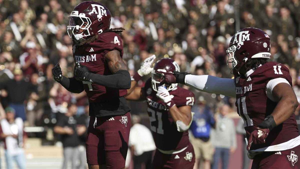 Texas A&M Aggies cornerback Will Lee III (4) reacts after making a play during the fourth quarter against the South Carolina Gamecocks at Kyle Field.