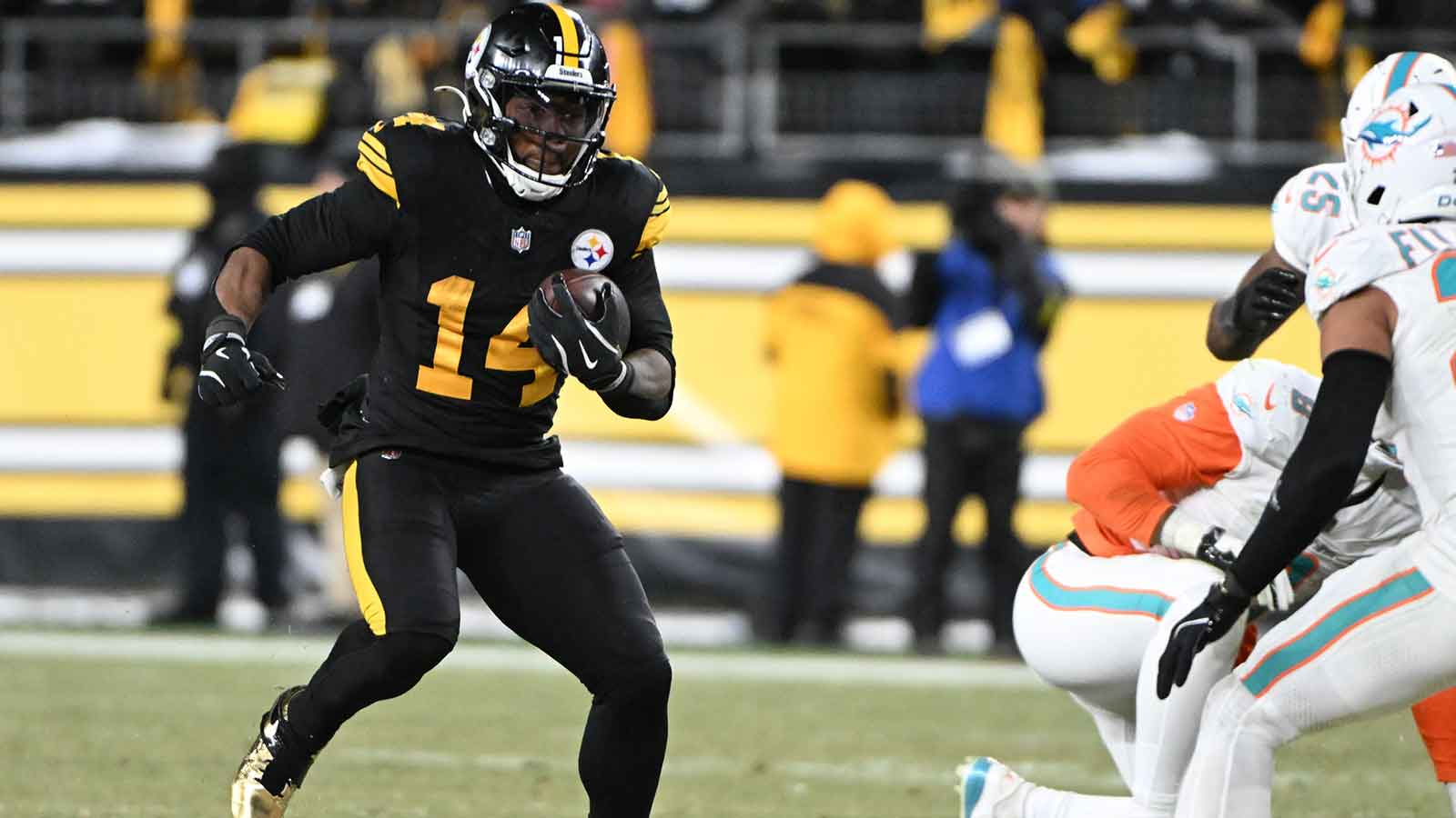 Steelers’ Kenneth Gainwell needed just 2 words to explain success
