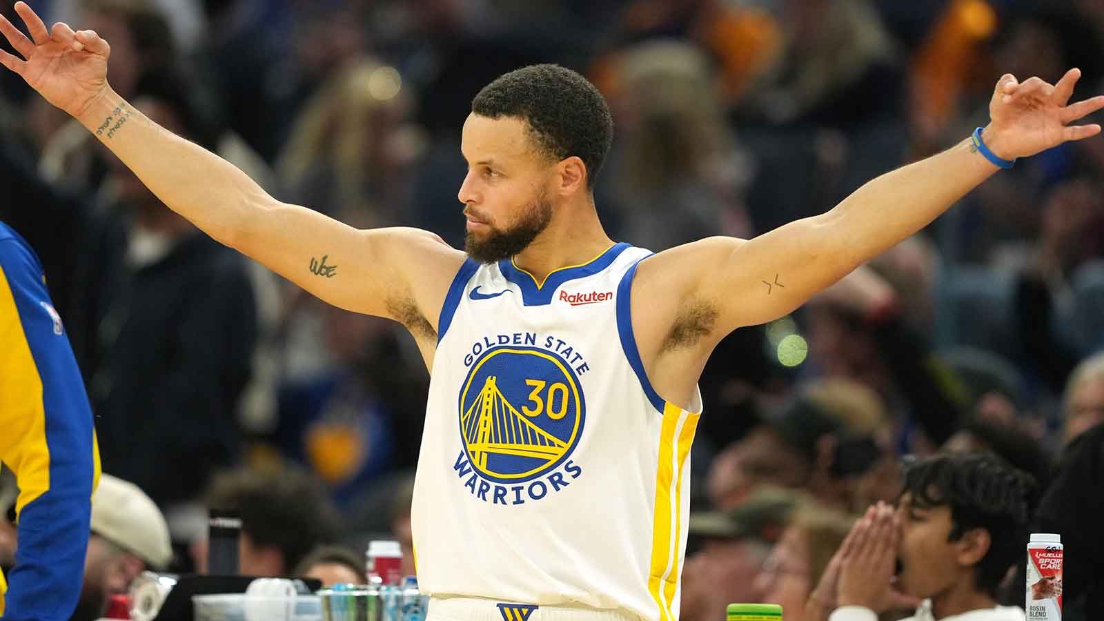 Warriors’ Stephen Curry reflects on ‘great honor’ after Mavericks takedown