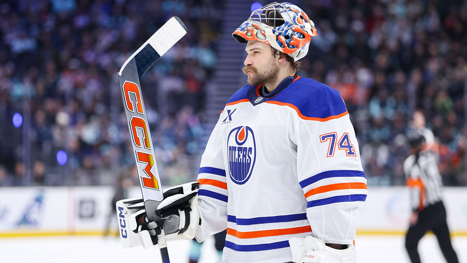 Edmonton Oilers goalie Stuart Skinner (74) looks on in the third period against Seattle Kraken at Climate Pledge Arena.