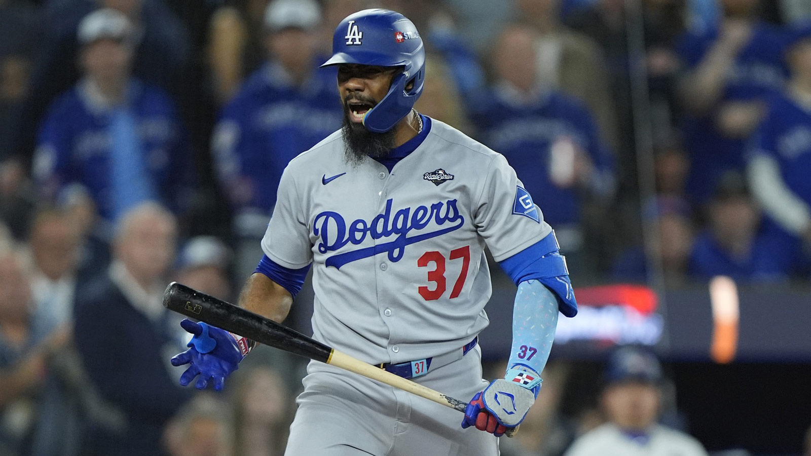 Dodgers rumors: Could Los Angeles trade Teoscar Hernandez this offseason?