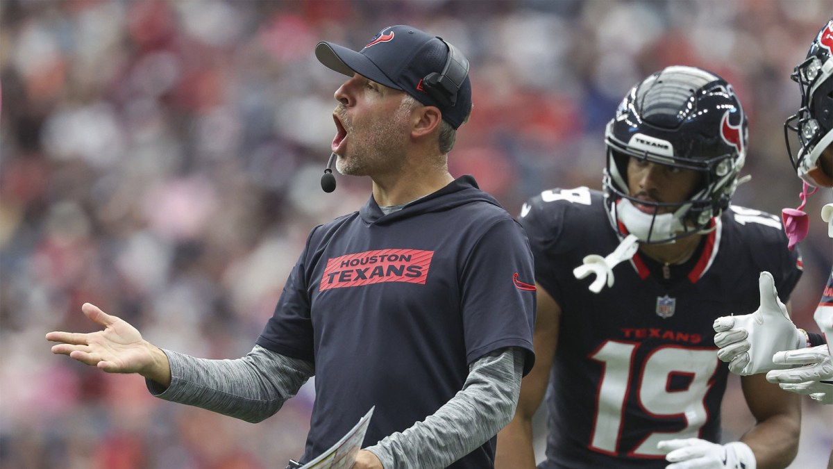 Houston Texans wide receivers and offensive passive game coordinator Ben McDaniels reacts during the game against the Indianapolis Colts at NRG Stadium.