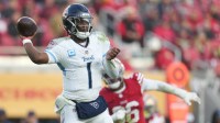 Tennessee Titans quarterback Cam Ward (1) passes the ball during the third quarter against the San Francisco 49ers at Levi's Stadium.