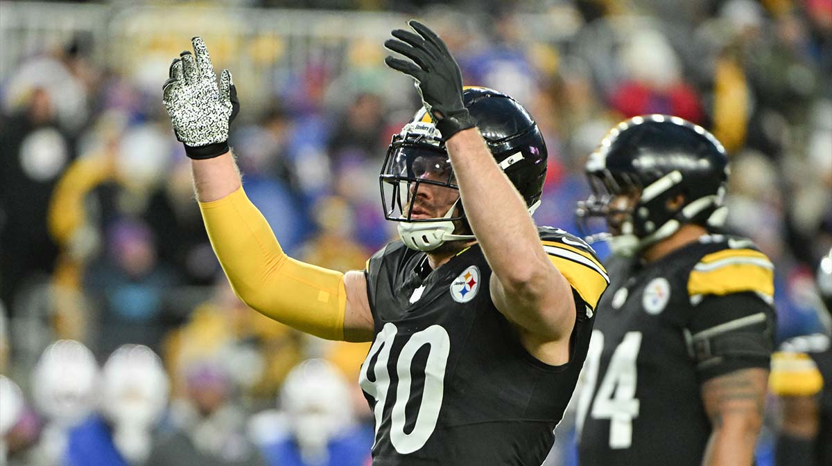 Pittsburgh Steelers linebacker T.J. Watt (90) reacts against the Buffalo Bills during the first half at Acrisure Stadium.