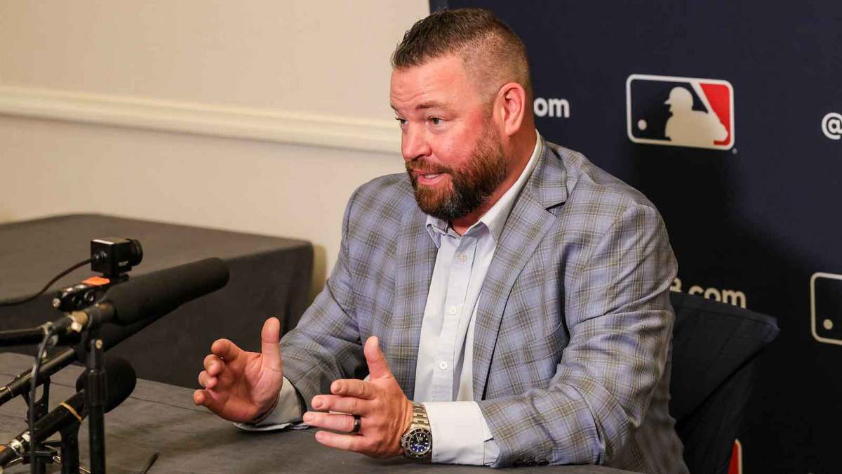 Toronto Blue Jays manager John Schneider speaks with the media during the 2025 MLB Winter Meetings at Signia by Hilton Hotel.