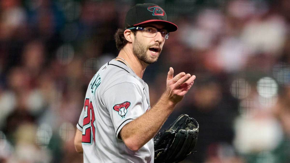 Arizona Diamondbacks starting pitcher Zac Gallen (23) argues with home plate umpire Doug Eddings (88) (not pictured) during a pitching change against the San Francisco Giants during the seventh inning at Oracle Park.