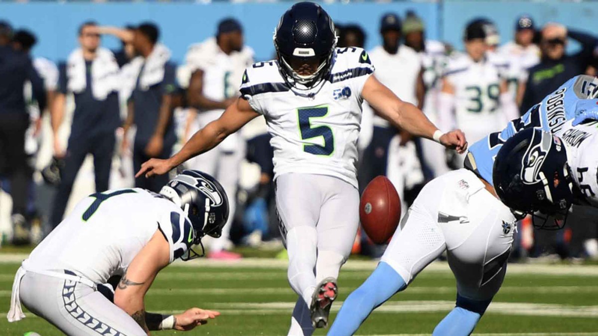 Seattle Seahawks place kicker Jason Myers (5) kicks a field goal during the first half against the Tennessee Titans at Nissan Stadium.