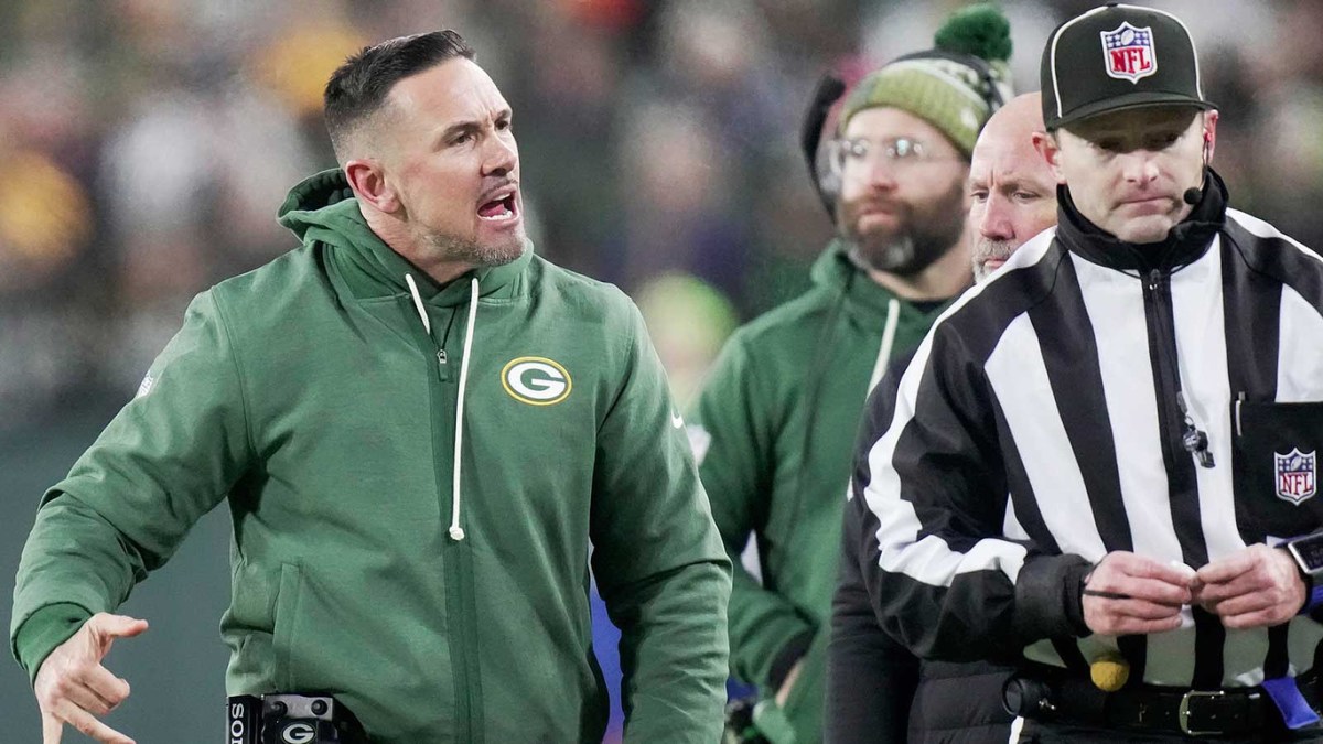 Green Bay Packers head coach Matt Lafleur yells at an official after cornerback Keisean Nixon (25) was given a personal foul penalty during the second quarter at Lambeau Field.