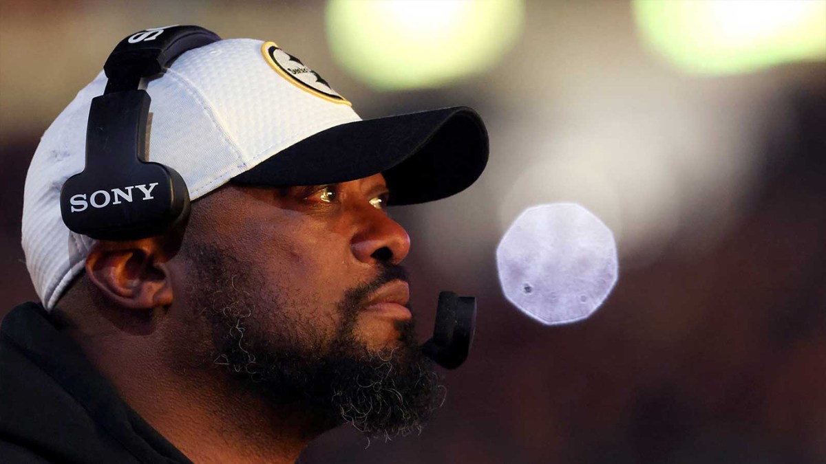 Pittsburgh Steelers head coach Mike Tomlin before an AFC Wild Card Round game against the Houston Texans at Acrisure Stadium.