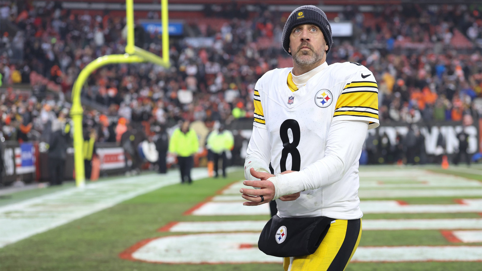 Steelers rumors: Aaron Rodgers won’t consider NFL future until after season