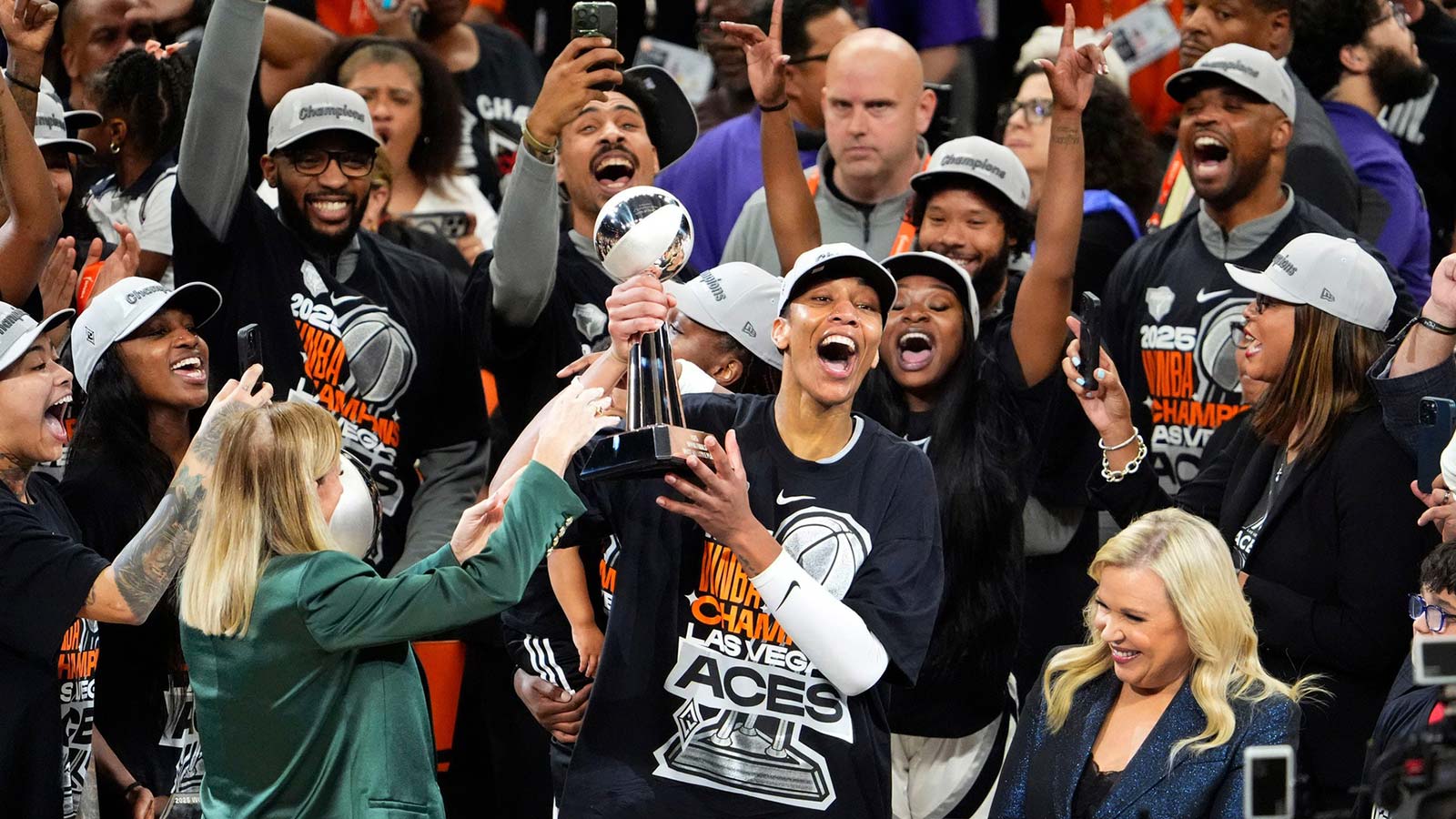 WNBA rumors: League discussing free agency moratorium amid CBA drama