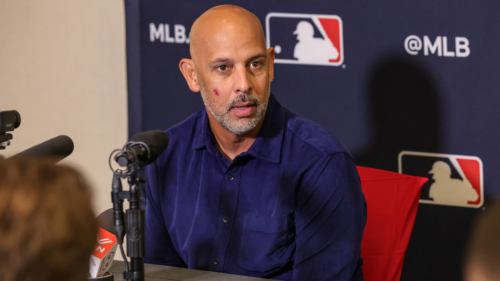 Red Sox acquire catcher in Twins trade