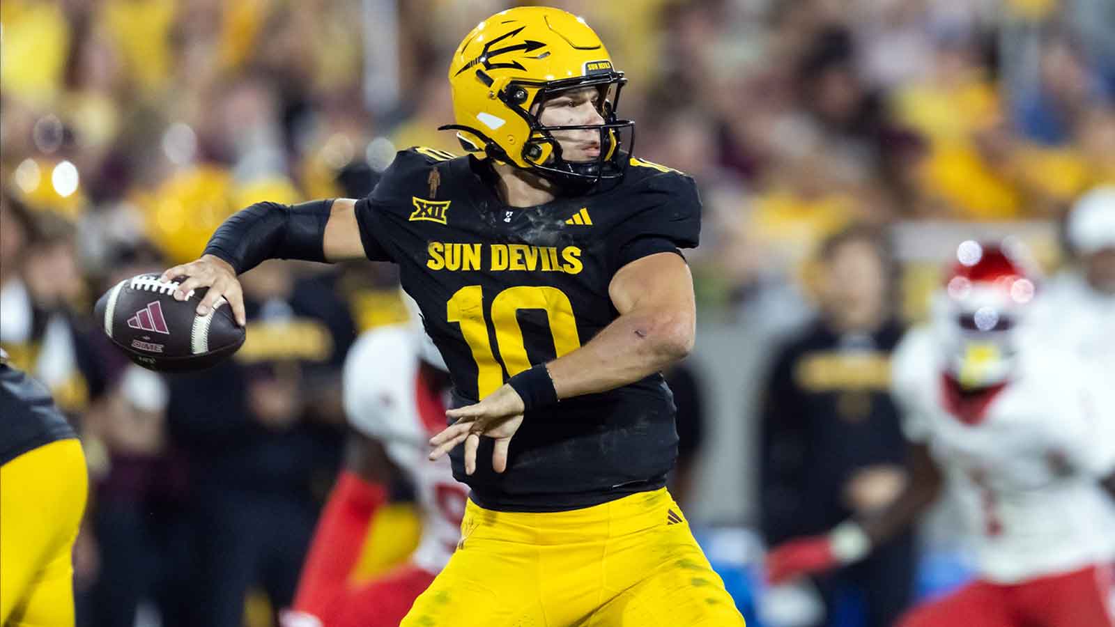 Tennessee football rumors: Sam Leavitt extending visit as LSU also eyes Demond Williams