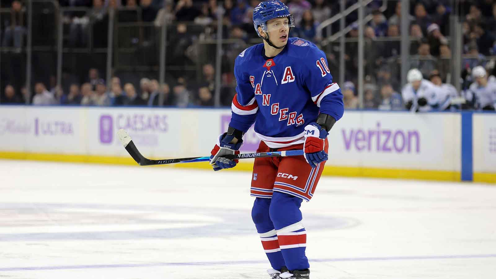 NHL rumors: Rangers won’t give Artemi Panarin contract extension after re-tool letter