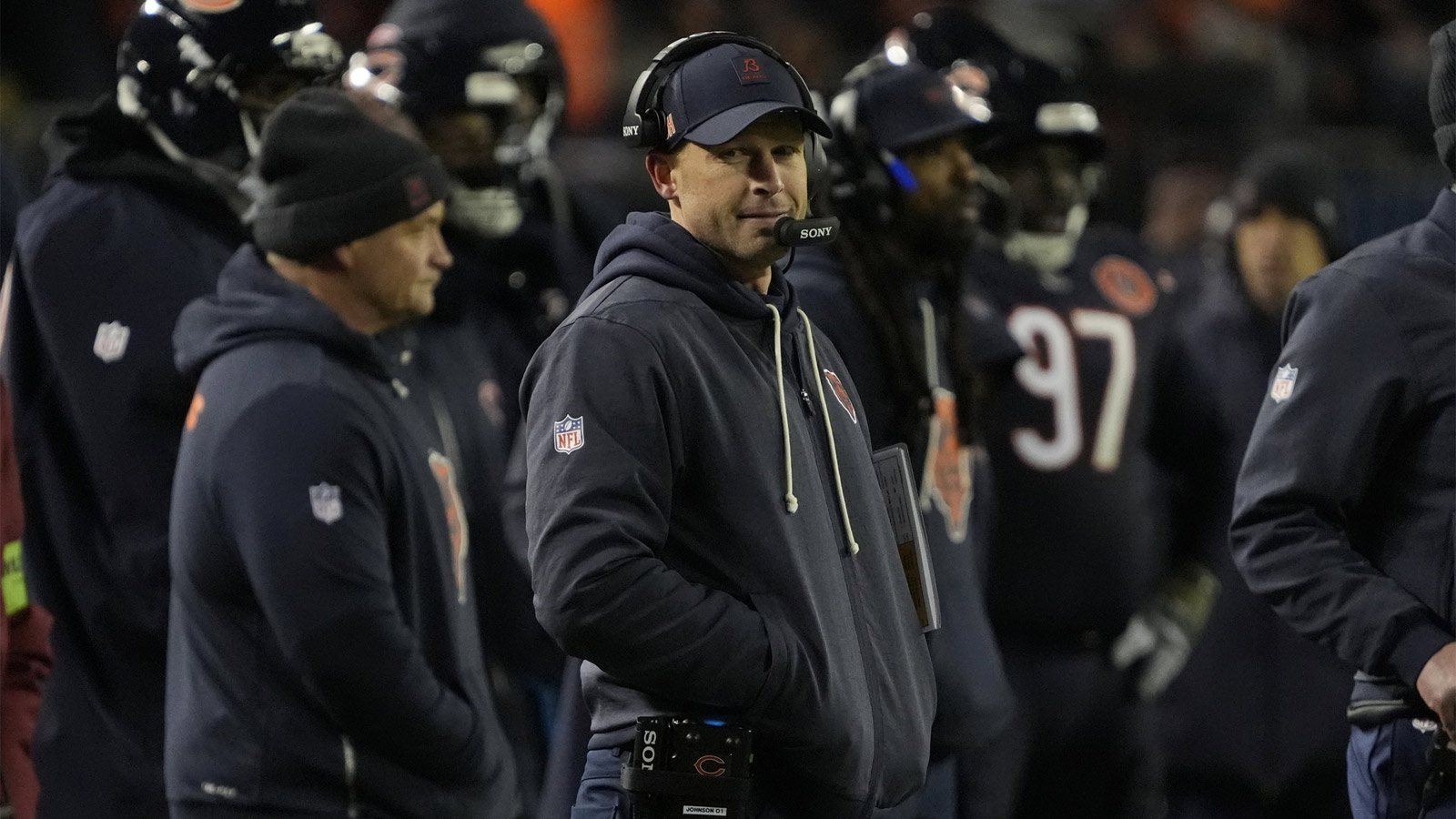 Bears HC Ben Johnson’s ‘boring’ halftime message that sparked comeback vs. Packers