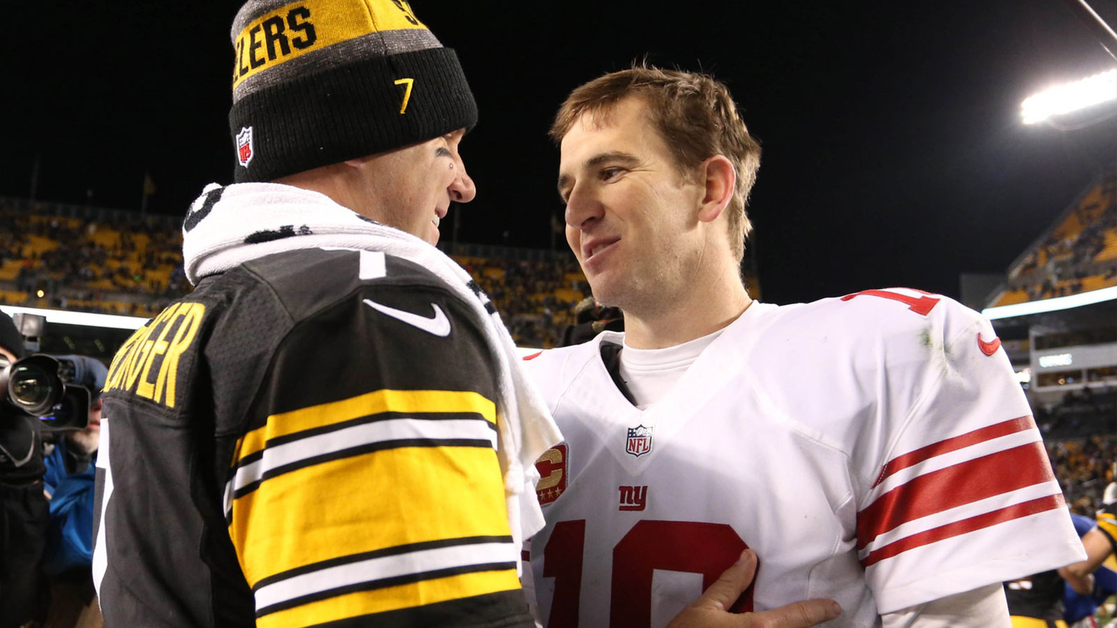 Ben Roethlisberger and Eli Manning after a game between the Pittsburgh Steelers and New York Giants.