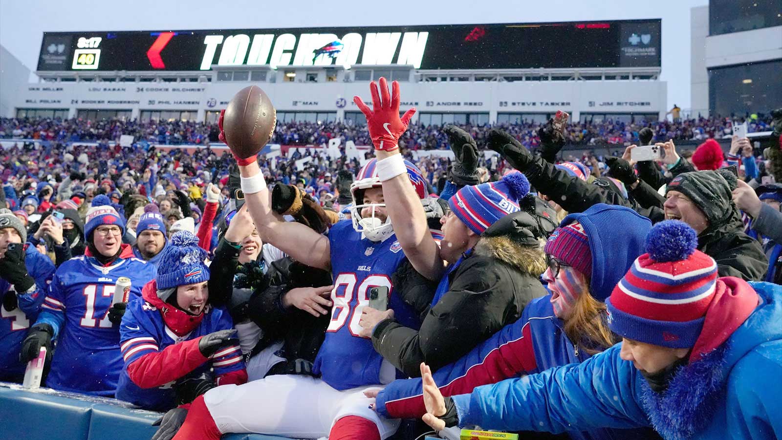 Bills fans take in final moments at Highmark Stadium after 53 seasons