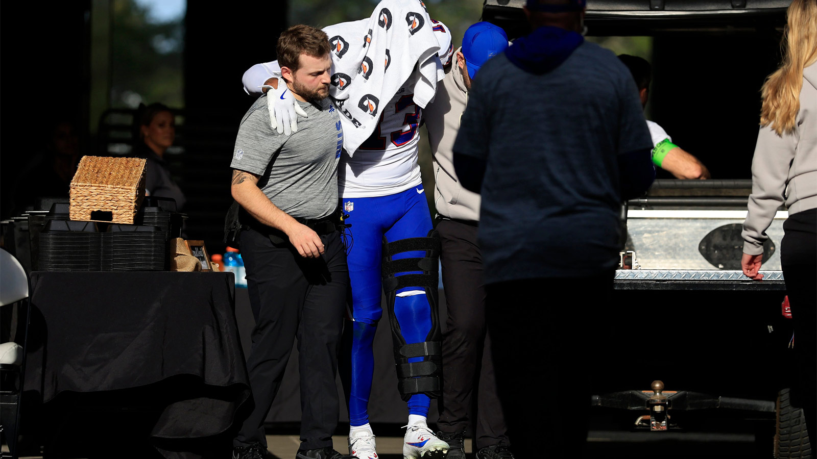 Bills WR Gabe Davis’ knee injury expected to knock him out for rest of playoffs
