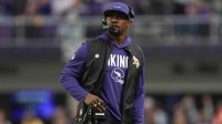 Minnesota Vikings defensive coordinator Brian Flores looks on against the Green Bay Packers during the fourth quarter at U.S. Bank Stadium