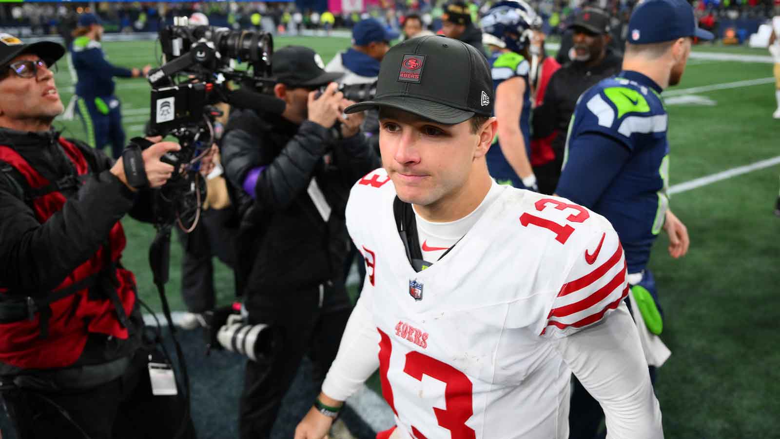 49ers’ Brock Purdy replaced by Mac Jones in brutal blowout vs. Seahawks