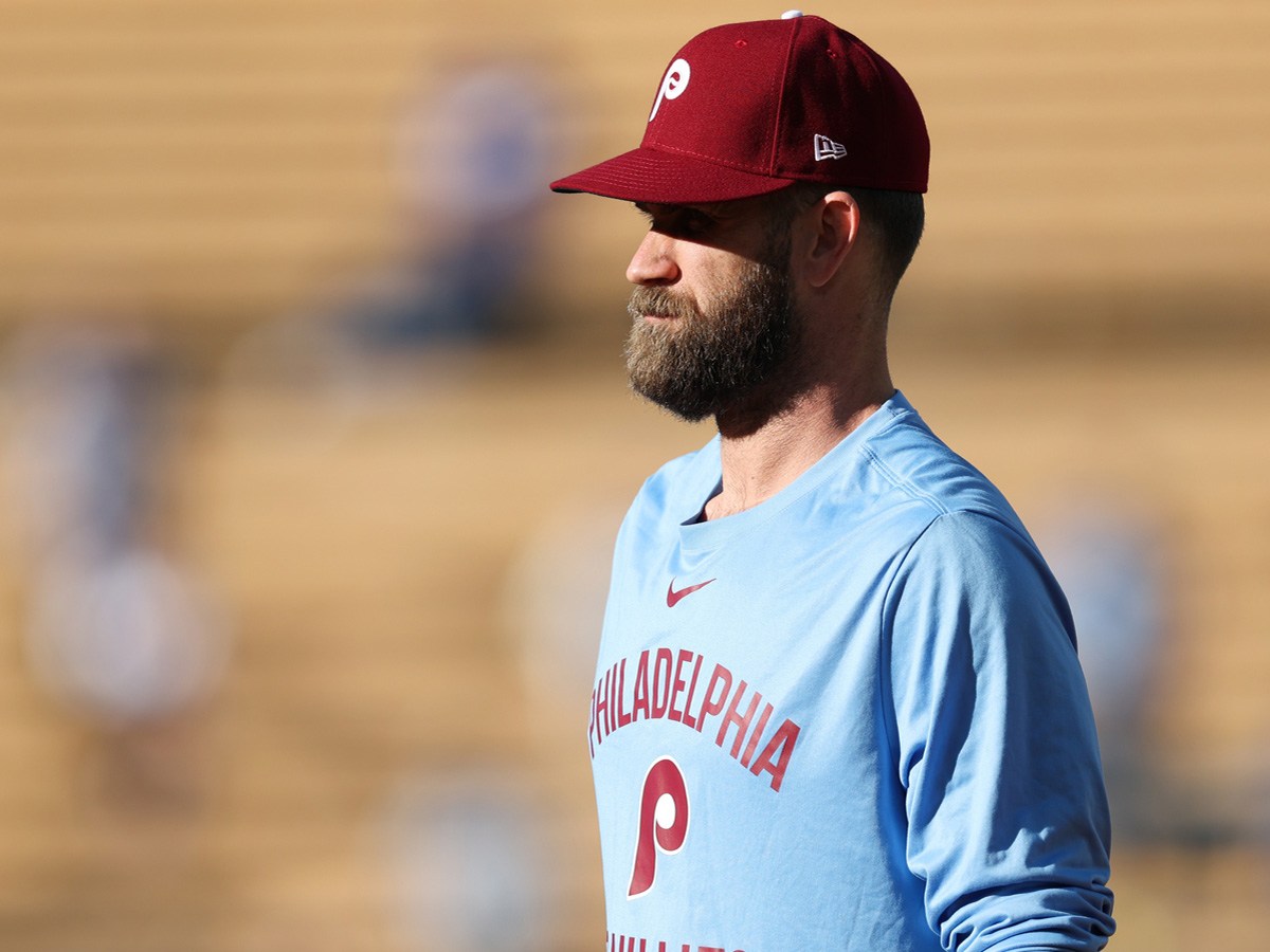 Phillies news: Bryce Harper says he's currently an 'apparel/footwear' free agent