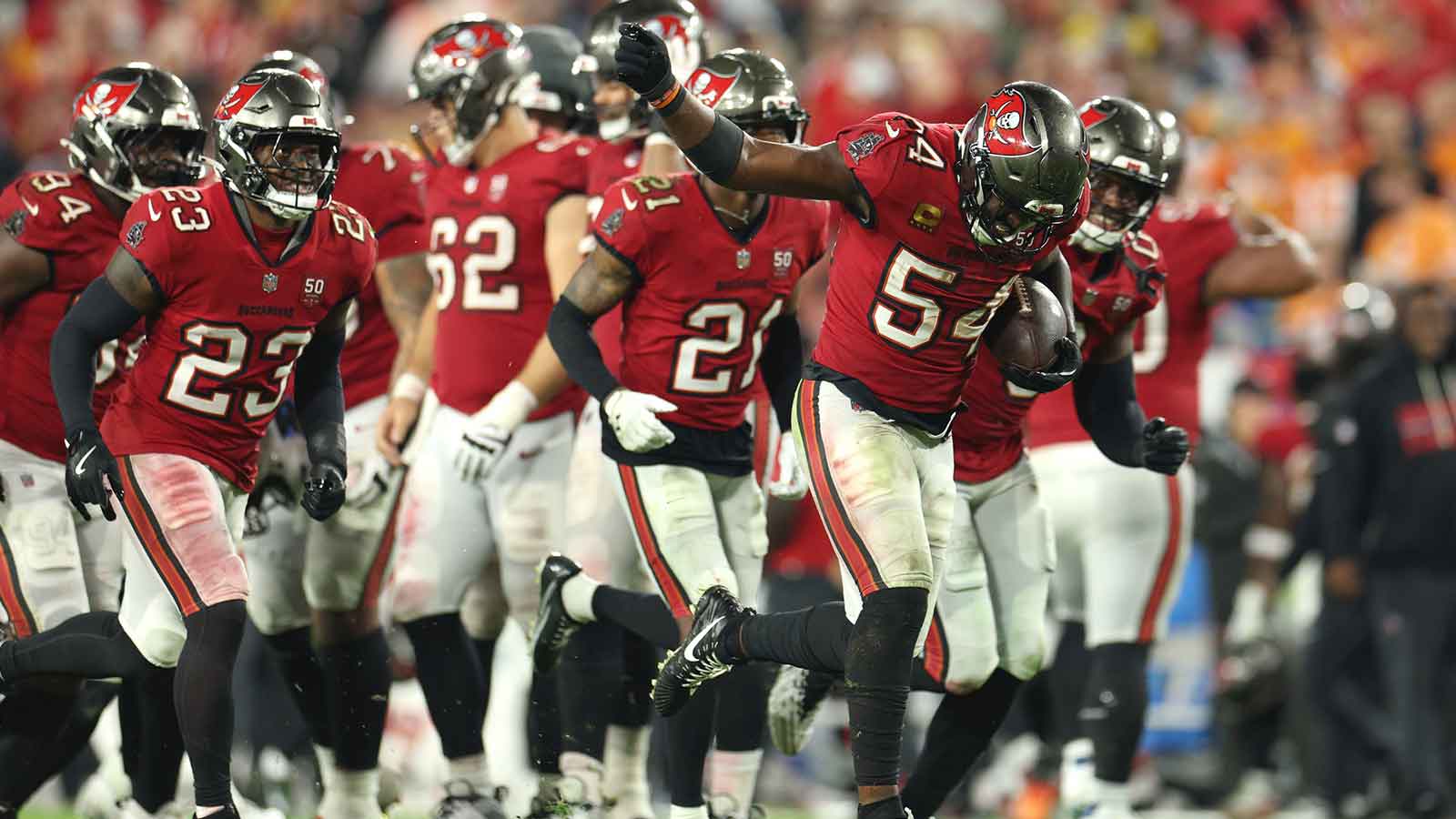 Tampa Bay Buccaneers linebacker Lavonte David (54) recovers a fumble by the Carolina Panthers in the second half at Raymond James Stadium.