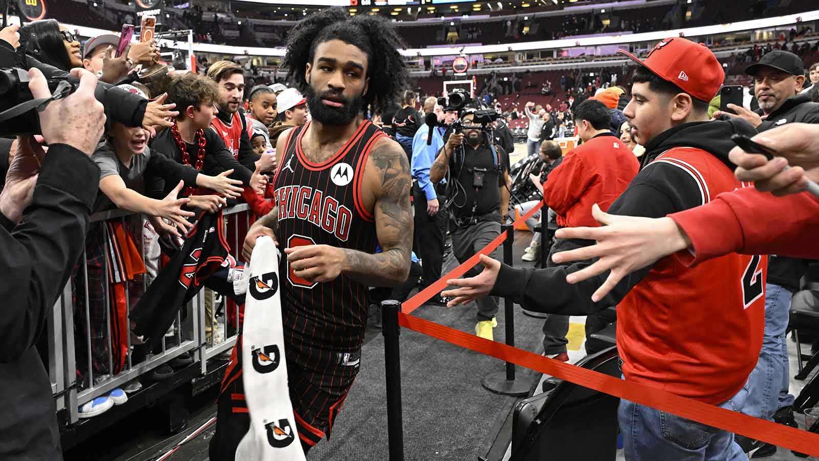 Bulls’ Coby White hits Clippers with 4-straight 3s in bonkers heat check