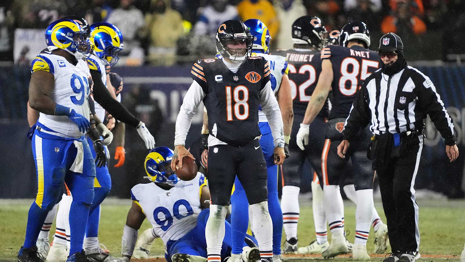 Caitlin Clark, Sophie Cunningham weigh in on Bears’ ‘insane’ heroics in Rams loss