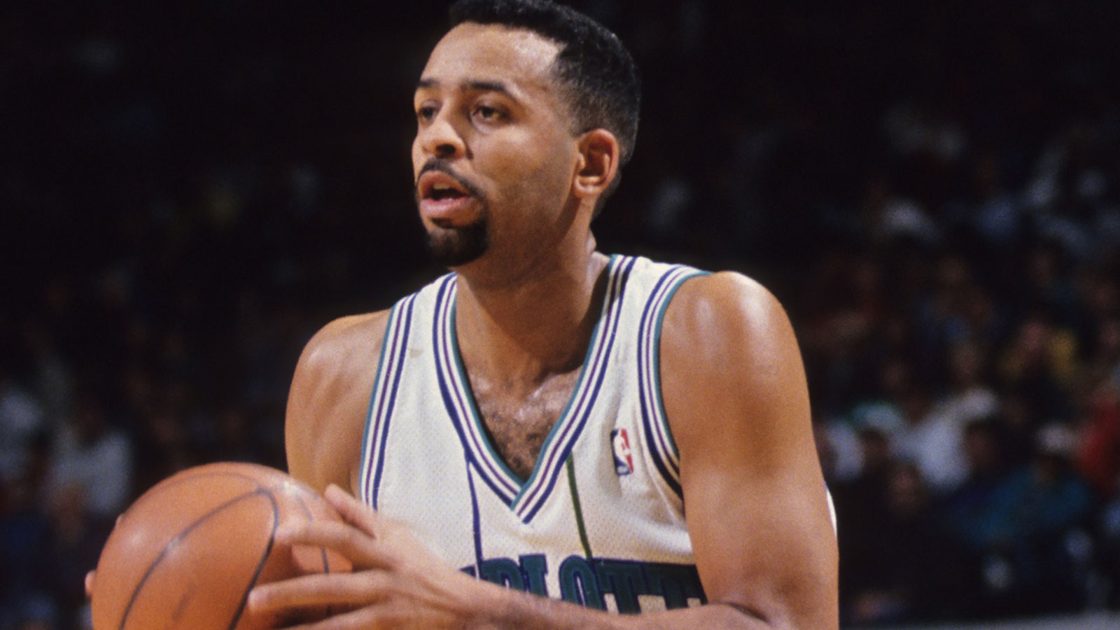 Charlotte Hornets shooting guard Dell Curry (30) in action at Charlotte Coliseum.
