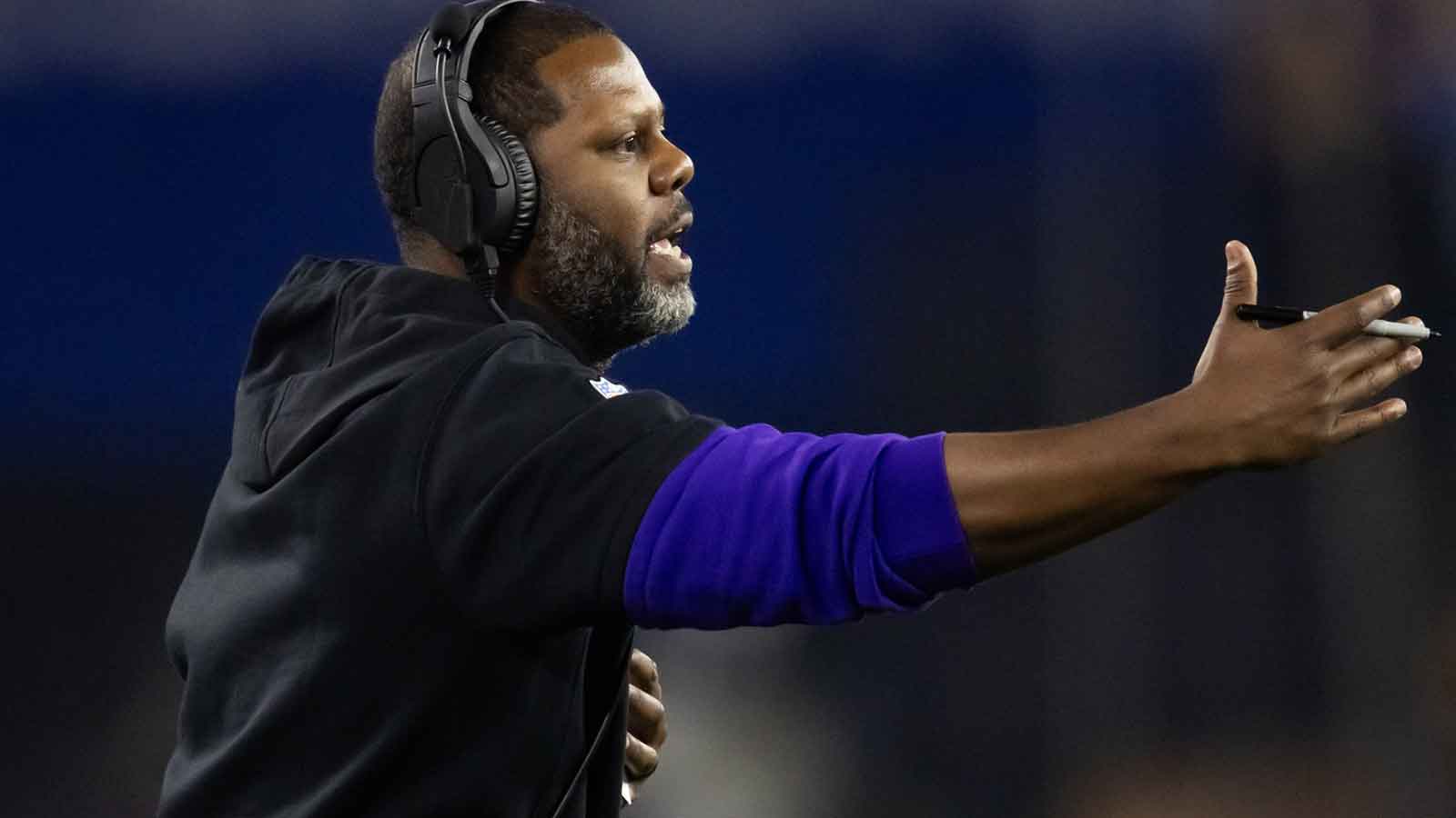 Commanders finalizing deal with Brian Flores assistant as new DC